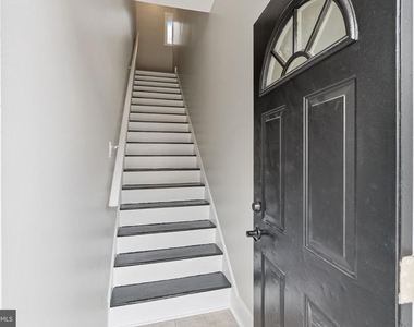 134 E Lancaster Avenue - Photo Thumbnail 4