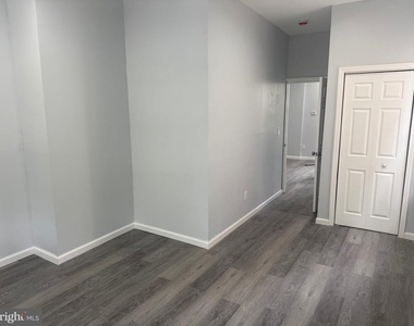 307 Spring Street - Photo Thumbnail 11