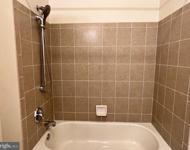 232 Masterson - Photo Thumbnail 11
