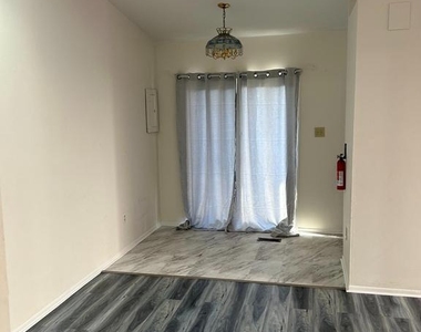 388 Aldeberan Drive - Photo Thumbnail 14