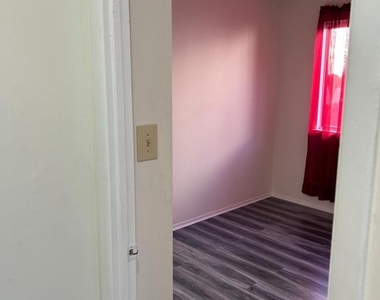 388 Aldeberan Drive - Photo Thumbnail 20