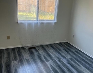 388 Aldeberan Drive - Photo Thumbnail 17