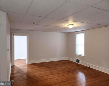 144 North Ave Apt A - Photo Thumbnail 3