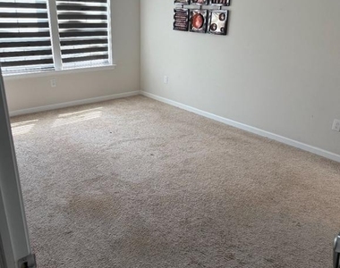 120 Sickler Court - Photo Thumbnail 6