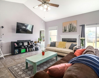 709 Sapling Cv - Photo Thumbnail 10