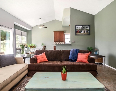 709 Sapling Cv - Photo Thumbnail 9