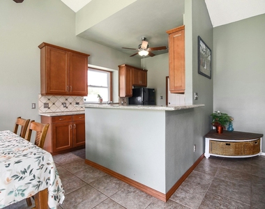 709 Sapling Cv - Photo Thumbnail 12