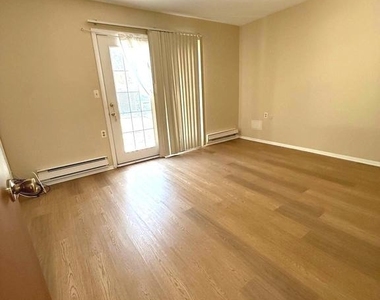 62 Kingston Way - Photo Thumbnail 13