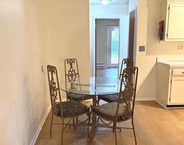 62 Kingston Way - Photo Thumbnail 6