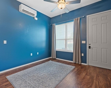 8601 W Gate Blvd - Photo Thumbnail 16