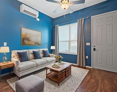 8601 W Gate Blvd - Photo Thumbnail 6