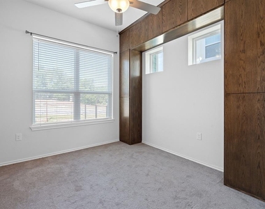 8601 W Gate Blvd - Photo Thumbnail 21