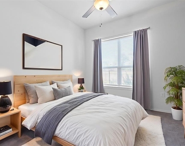 8601 W Gate Blvd - Photo Thumbnail 7