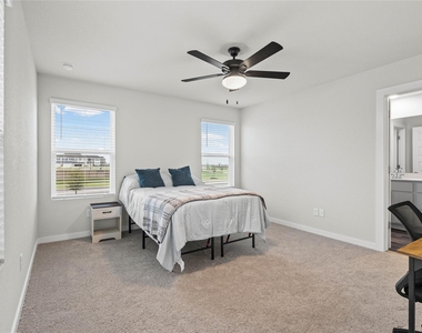 2086 Alice Jay Way - Photo Thumbnail 16