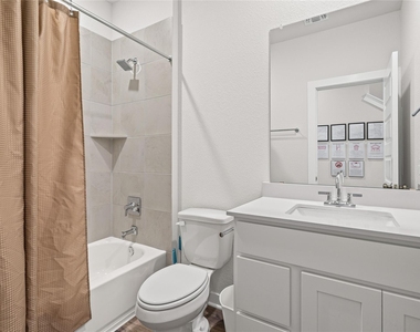 2086 Alice Jay Way - Photo Thumbnail 11