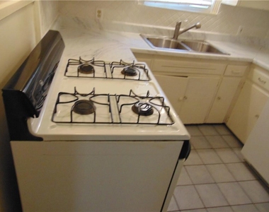 1508 Richcreek Rd - Photo Thumbnail 5