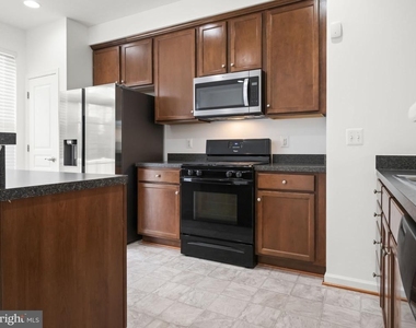 43578 Marguerite Way - Photo Thumbnail 8