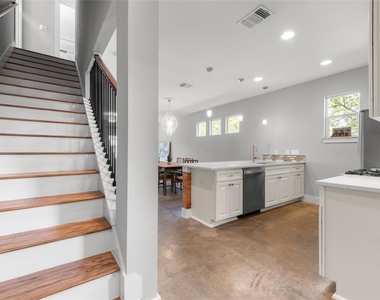 3104 Neal St - Photo Thumbnail 27