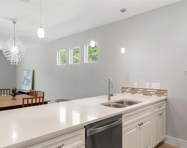 3104 Neal St - Photo Thumbnail 13