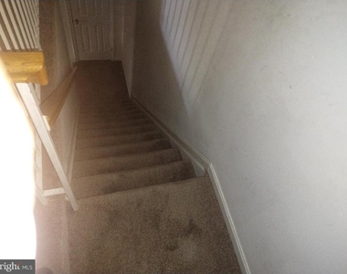 4659 Running Deer Way - Photo Thumbnail 18