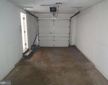 4659 Running Deer Way - Photo Thumbnail 9