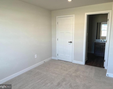 5455 Cedar Drive - Photo Thumbnail 2
