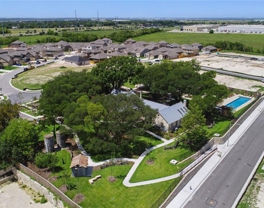 14505 Frankel Loop - Photo Thumbnail 30