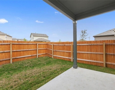 14505 Frankel Loop - Photo Thumbnail 20