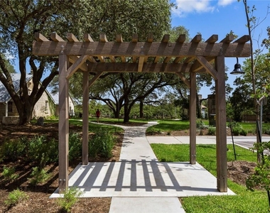 14505 Frankel Loop - Photo Thumbnail 21