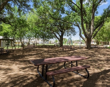 14505 Frankel Loop - Photo Thumbnail 22