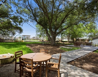 14505 Frankel Loop - Photo Thumbnail 24