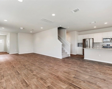 14505 Frankel Loop - Photo Thumbnail 7