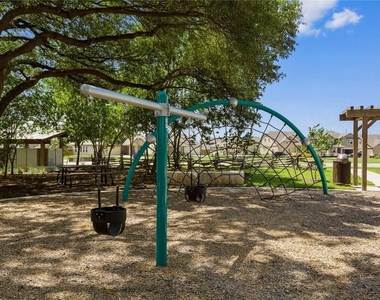 14505 Frankel Loop - Photo Thumbnail 25