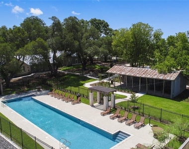 14505 Frankel Loop - Photo Thumbnail 16