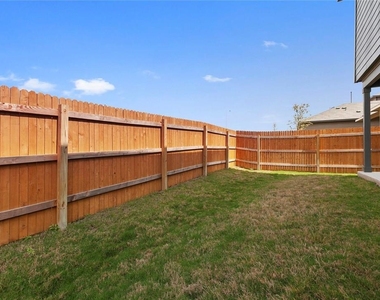 14505 Frankel Loop - Photo Thumbnail 3