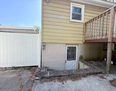 4203 Maple Road - Photo Thumbnail 8