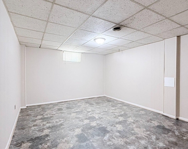 4203 Maple Road - Photo Thumbnail 5