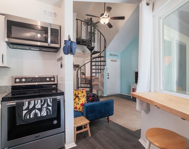 1840 Burton Dr - Photo Thumbnail 8
