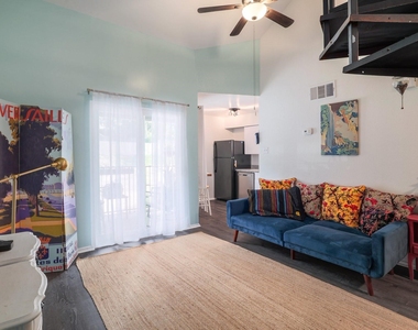 1840 Burton Dr - Photo Thumbnail 6