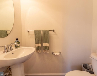 15304 Pocopson Creek Way - Photo Thumbnail 16
