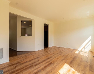 15304 Pocopson Creek Way - Photo Thumbnail 8