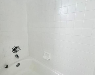 6804 N Capital Of Texas Highway - Photo Thumbnail 7
