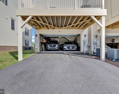 14737 Earl Mitchell Avenue - Photo Thumbnail 17