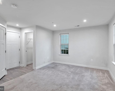 14737 Earl Mitchell Avenue - Photo Thumbnail 12
