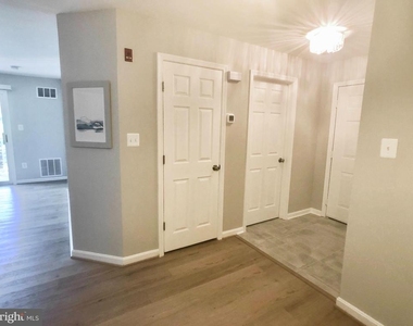 13203 Astoria Hill Court - Photo Thumbnail 5