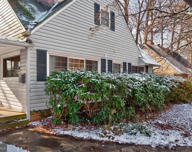 2802 Dawson Avenue - Photo Thumbnail 1