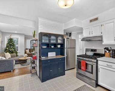 2802 Dawson Avenue - Photo Thumbnail 3