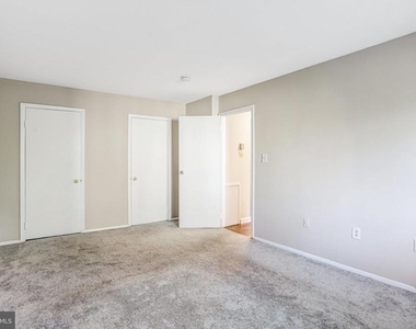 12215 Braxfield Court - Photo Thumbnail 24