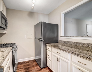 12215 Braxfield Court - Photo Thumbnail 16