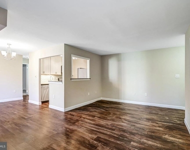 12215 Braxfield Court - Photo Thumbnail 6